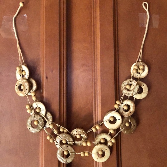 Jewelry - NEW 🥥🌴CARIBBEAN 3-STRAND GENUINE COCONUT SHELL BEADED TROPICAL STRING NECKLACE